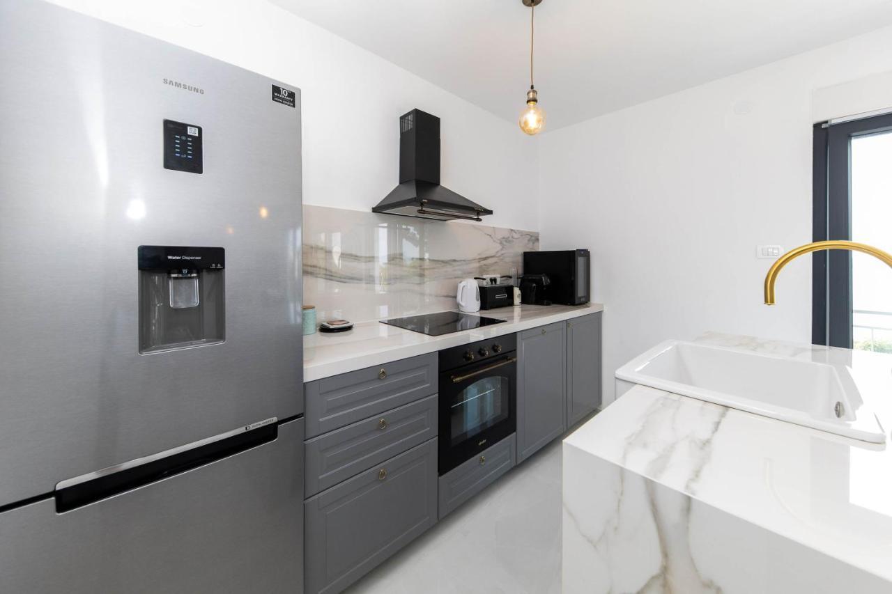 Gloria Luxury Suite Apartment Цриквеница Экстерьер фото