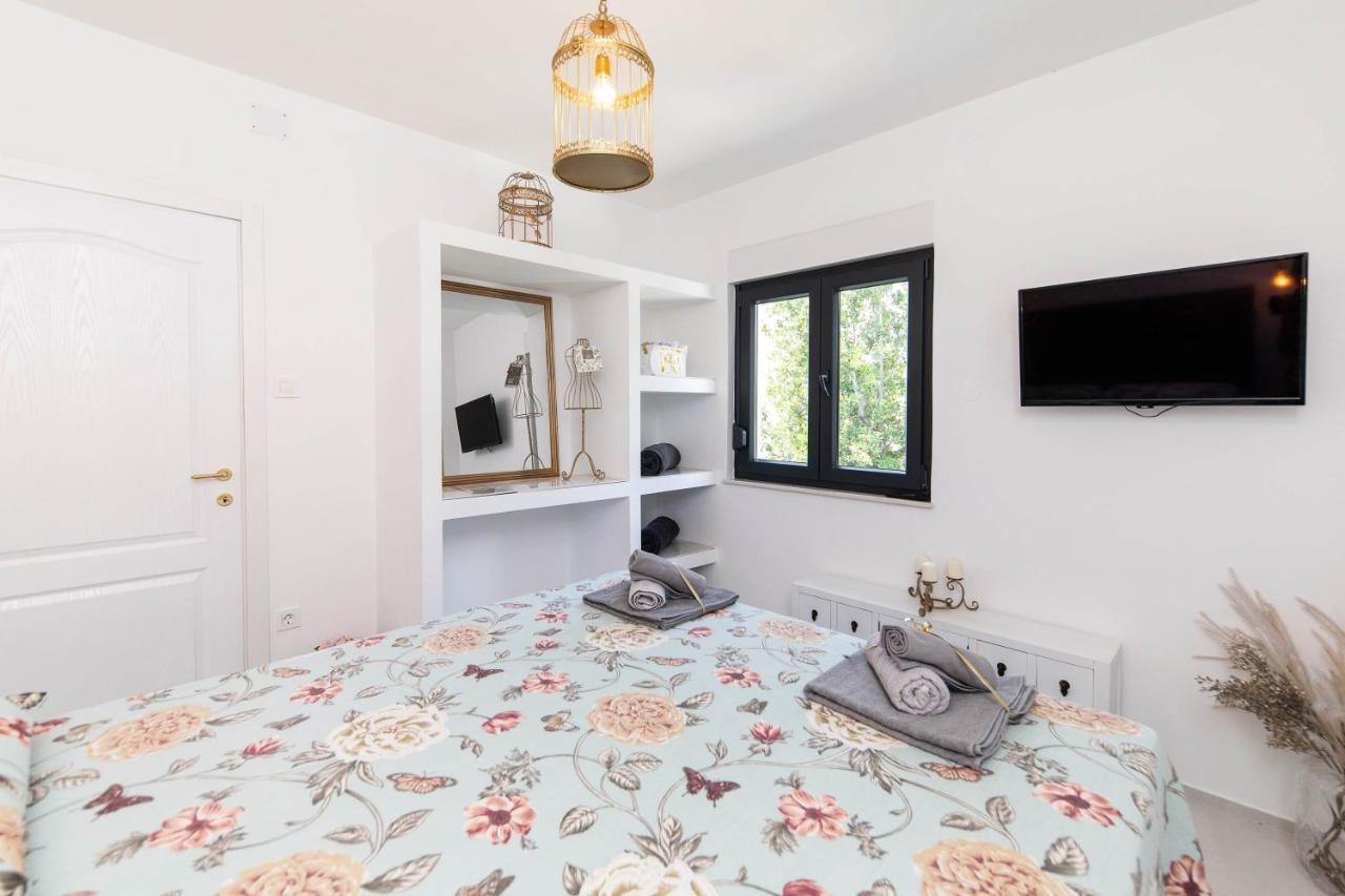 Gloria Luxury Suite Apartment Цриквеница Экстерьер фото