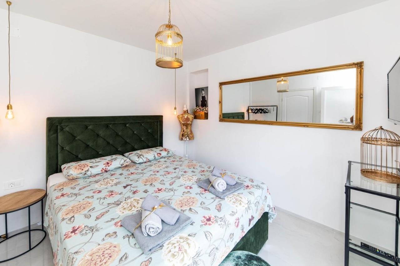 Gloria Luxury Suite Apartment Цриквеница Экстерьер фото