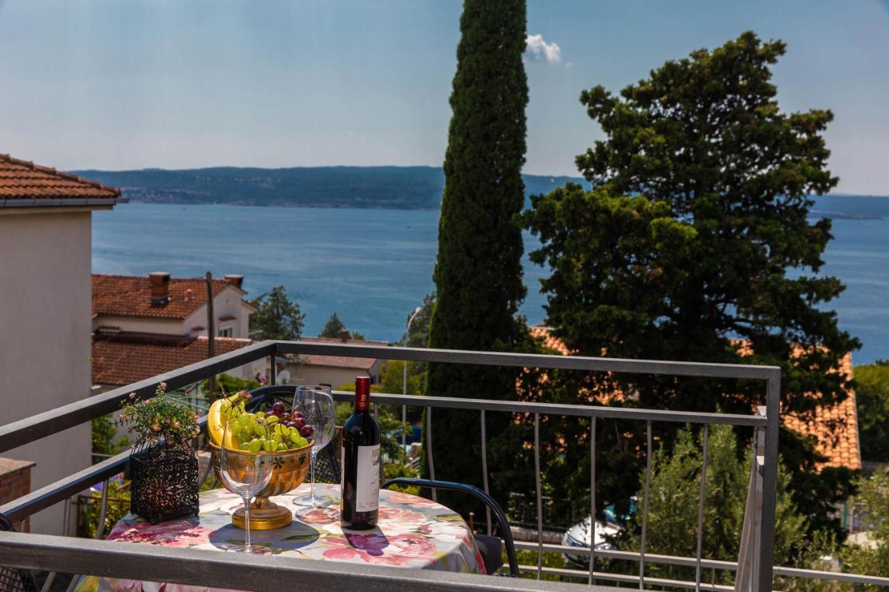 Gloria Luxury Suite Apartment Цриквеница Экстерьер фото